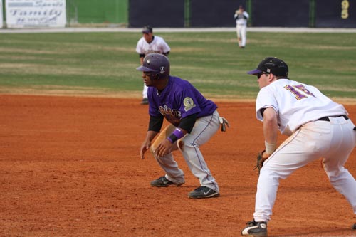 Johnathan Deberry was 1 for 3 with a run scored, a RBI and two stolen bases against NCAA D-II North Alabama.